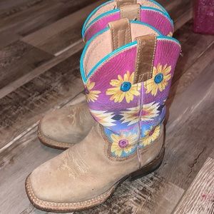Girls sunflower/Aztec ropers